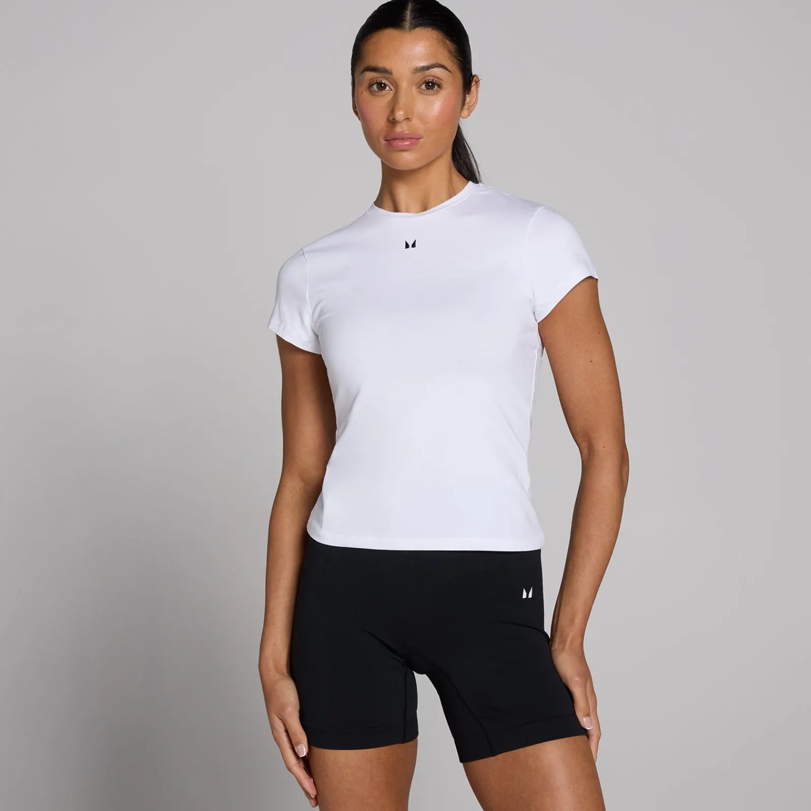 P Baic T-hirt et nauwuitende pavor en korte ouwen voor dae DAMES T-Shirts & Tops