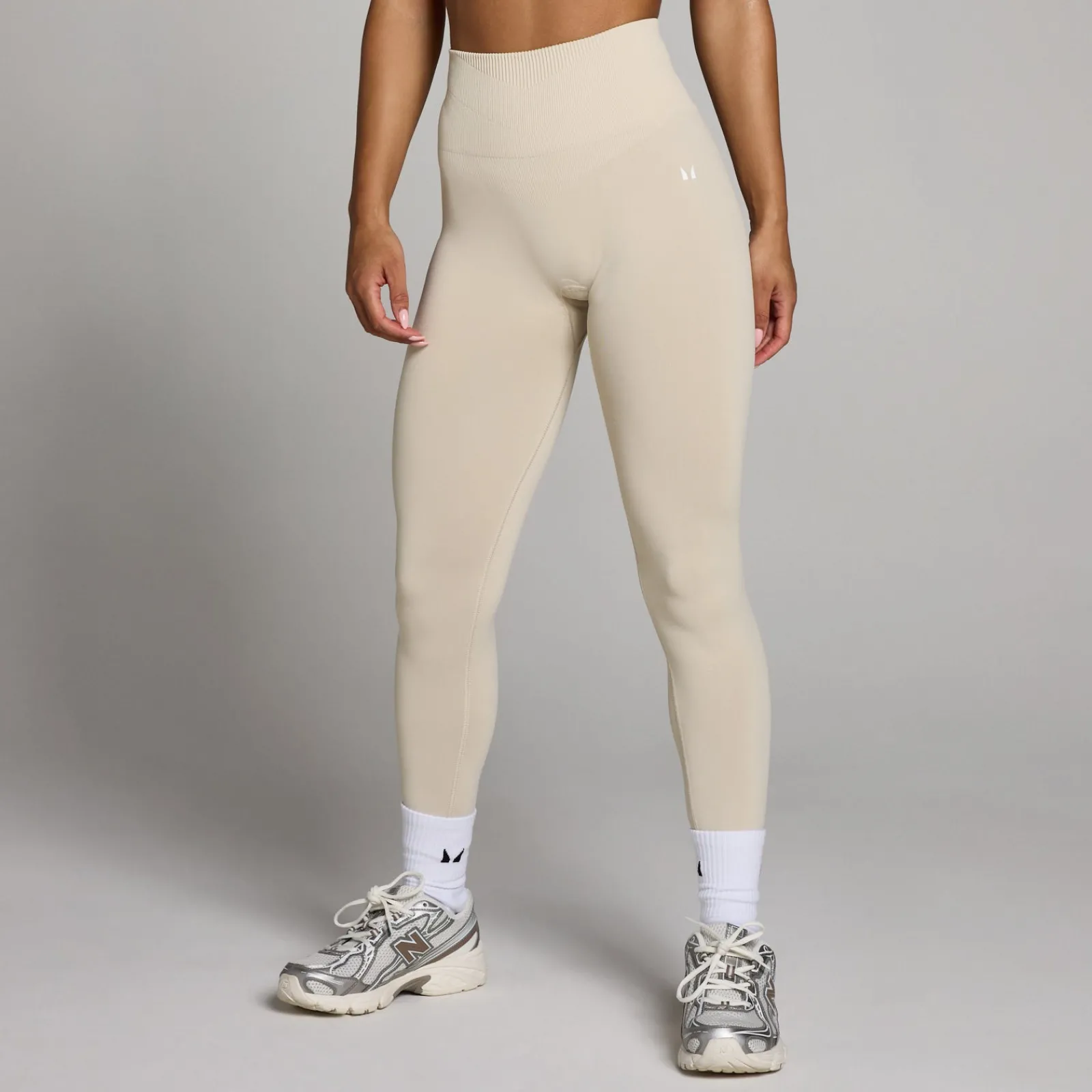 Best P Dae Tepo Naadoze egging DAMES Leggings