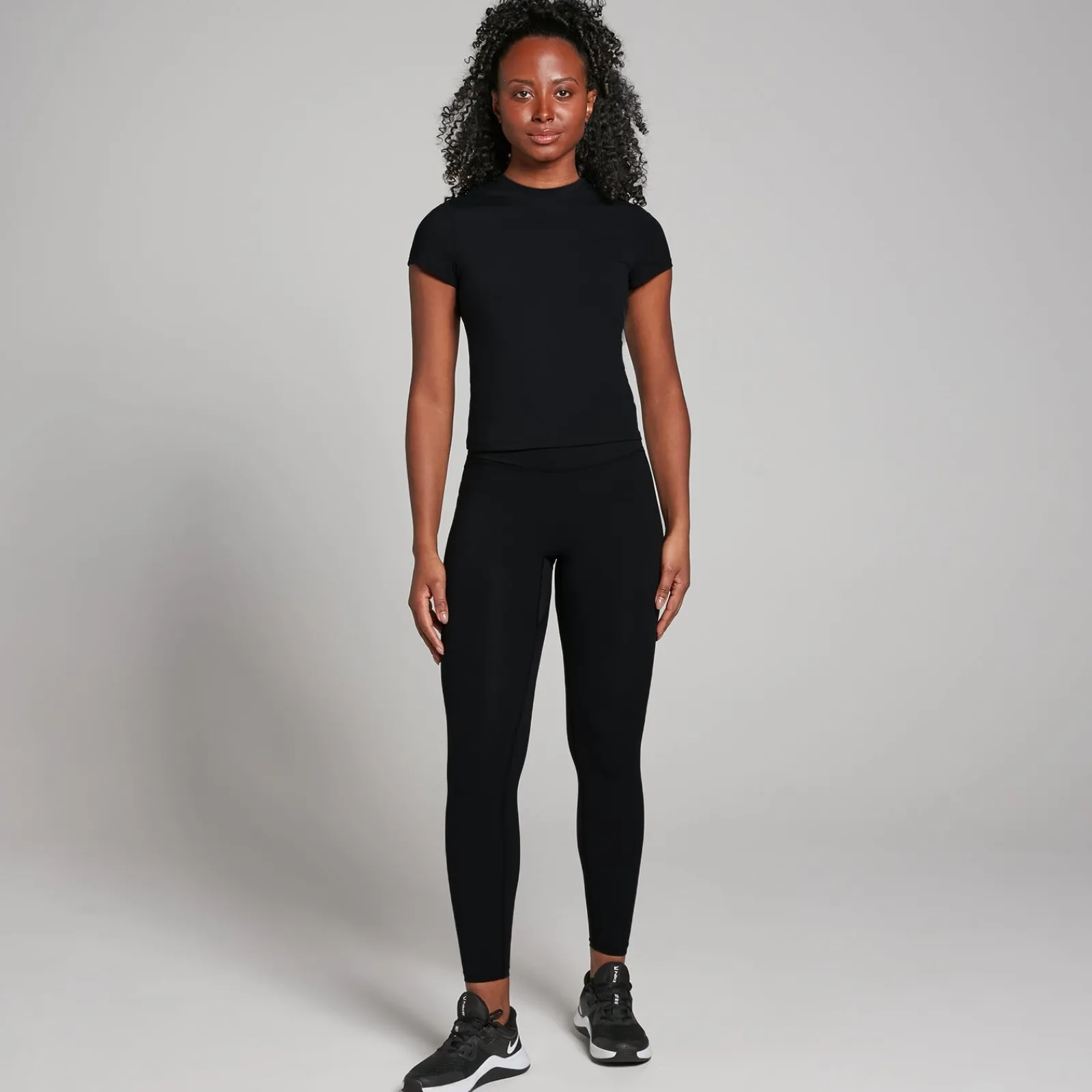 Sale P Tepo T-hirt et nauwuitende pavor en korte ouwen voor dae DAMES T-Shirts & Tops